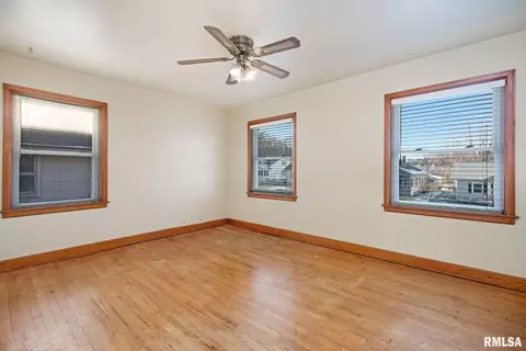 428 52nd St, Moline, IL 61265 photo 25