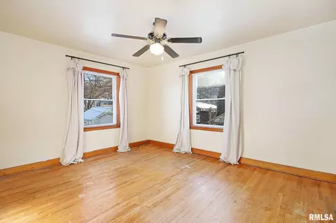 428 52nd St, Moline, IL 61265 photo 23