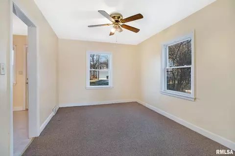 428 52nd St, Moline, IL 61265 photo 18