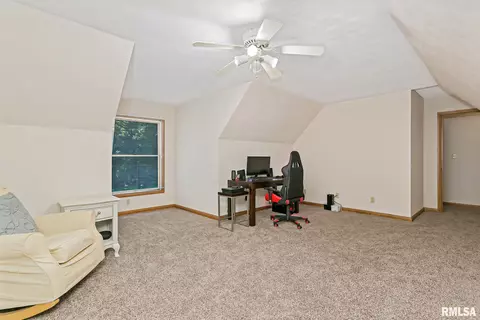 902 34th Ave, Moline, IL 61265 photo 33