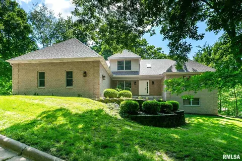 902 34th Ave, Moline, IL 61265 photo 3