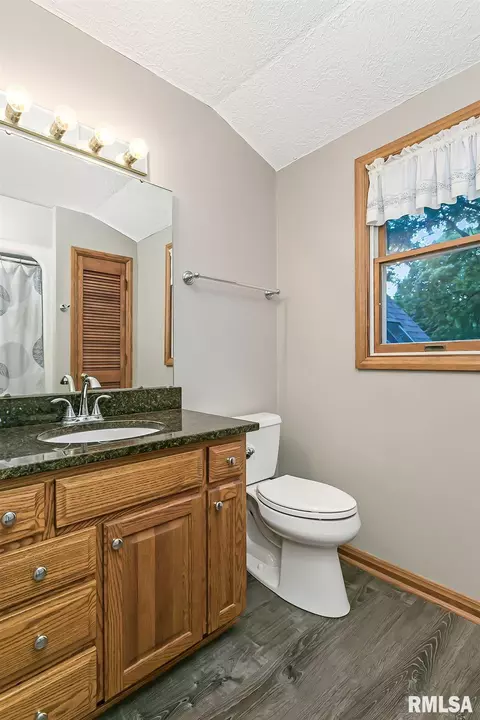 902 34th Ave, Moline, IL 61265 photo 34