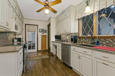 2955 15th Ave, Moline, IL 61265 photo 12