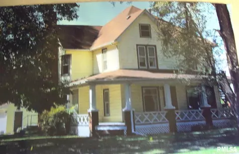 1707 14th St, Viola, IL 61486 photo 2