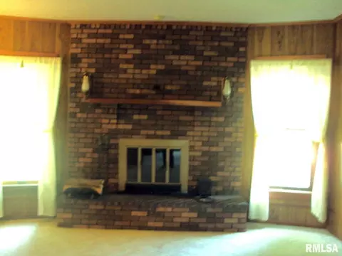1707 14th St, Viola, IL 61486 photo 10