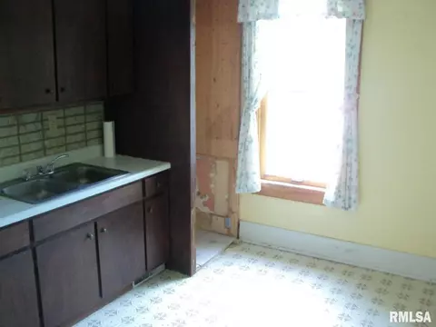 1707 14th St, Viola, IL 61486 photo 22