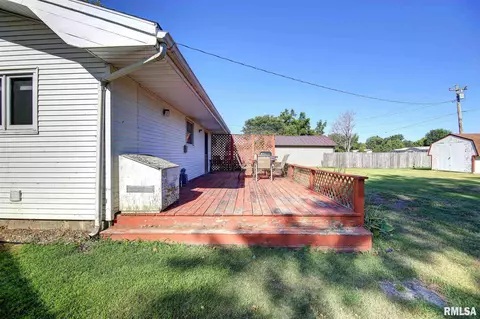 9239 North Ave, Thomson, IL 61285 photo 6
