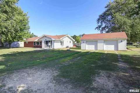 9239 North Ave, Thomson, IL 61285 photo 1