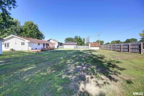 9239 North Ave, Thomson, IL 61285 photo 5