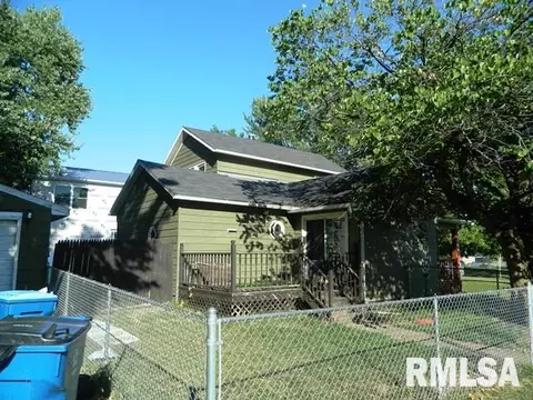 718 3rd St, Camanche, IA 52730 photo 11