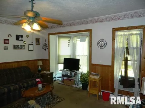 718 3rd St, Camanche, IA 52730 photo 6