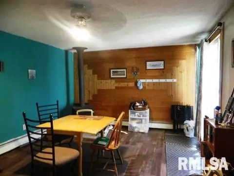 718 3rd St, Camanche, IA 52730 photo 8