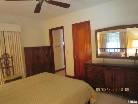 2727 16th St, Moline, IL 61265 photo 18