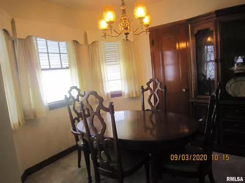 2727 16th St, Moline, IL 61265 photo 10