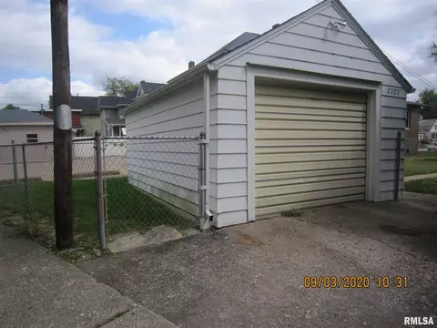 2727 16th St, Moline, IL 61265 photo 24