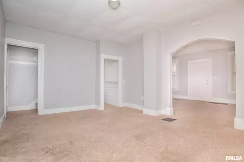 1618 19th Ave, Moline, IL 61265 photo 8