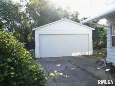 4322-4324 4326 12th St, Moline, IL 61265 photo 5