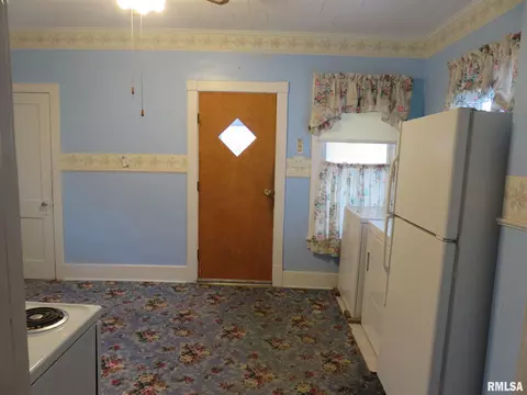 918 13th Ave, Fulton, IL 61252 photo 9