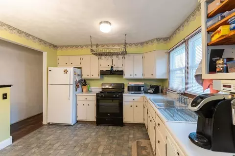 4903 50th Ave, Moline, IL 61265 photo 6