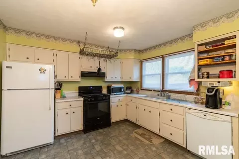 4903 50th Ave, Moline, IL 61265 photo 7