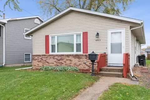 4903 50th Ave, Moline, IL 61265 photo 1