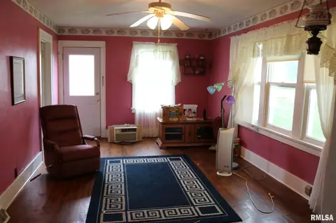 107 E 3rd St, Coal Valley, IL 61240 photo 5