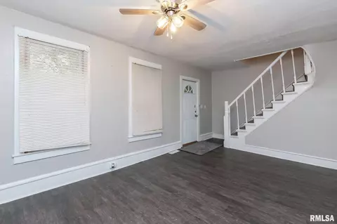 1126 8th St, Moline, IL 61265 photo 5