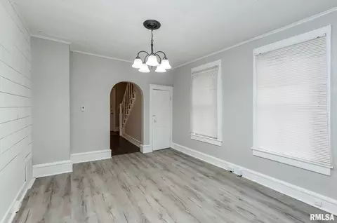 1126 8th St, Moline, IL 61265 photo 14
