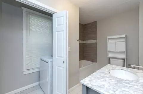 1126 8th St, Moline, IL 61265 photo 8