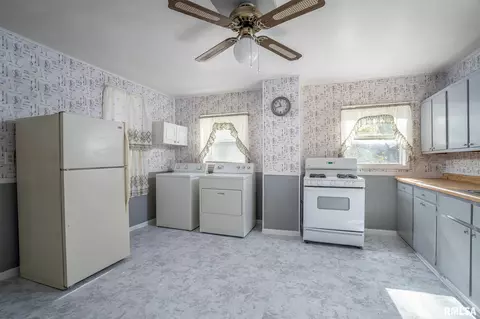 1540 15th Ave, Moline, IL 61265 photo 7