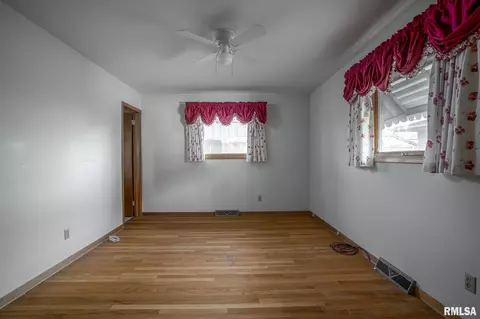 5203 34th Ave, Moline, IL 61265 photo 13