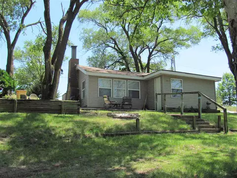 23243 Riverfront Dr, Fulton, IL 61252 photo 4