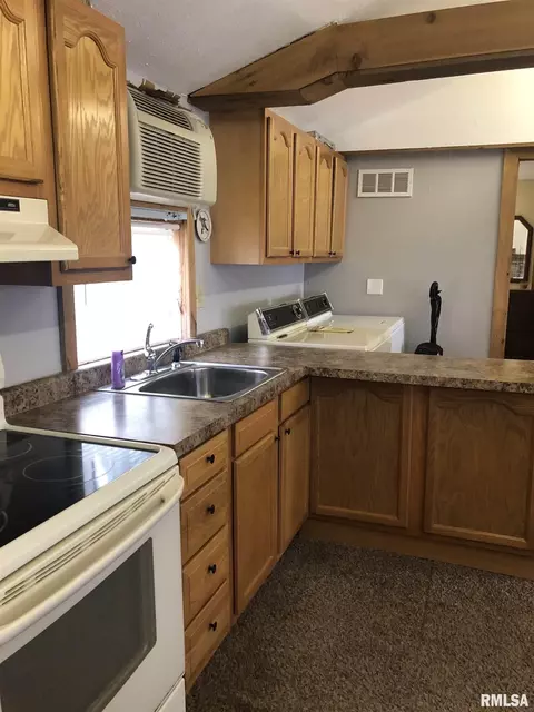 23243 Riverfront Dr, Fulton, IL 61252 photo 5