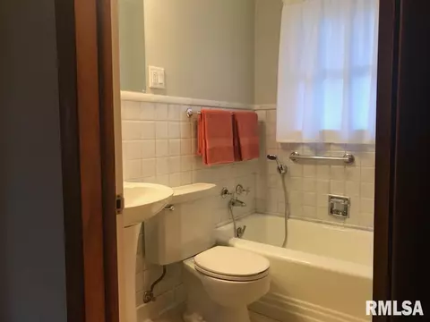 5131 8th Ave, Moline, IL 61265 photo 17