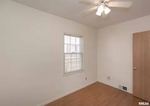 1733 13th Ave, Moline, IL 61265 photo 16
