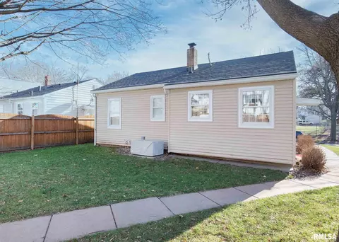 1733 13th Ave, Moline, IL 61265 photo 2