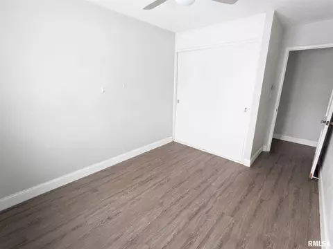 1013 38th St, Moline, IL 61265 photo 12