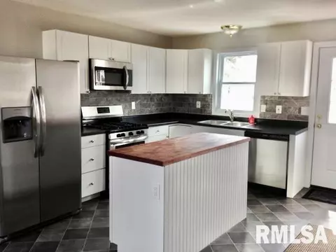 700 14th Ave, Fulton, IL 61252 photo 4