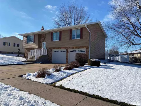 845 S Pluto St, Geneseo, IL 61254 photo 3