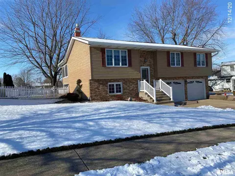 845 S Pluto St, Geneseo, IL 61254 photo 1
