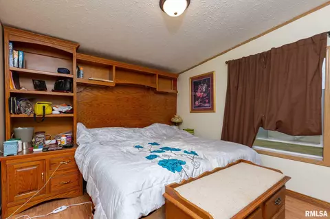 1001 230th St, Aledo, IL 61231 photo 13