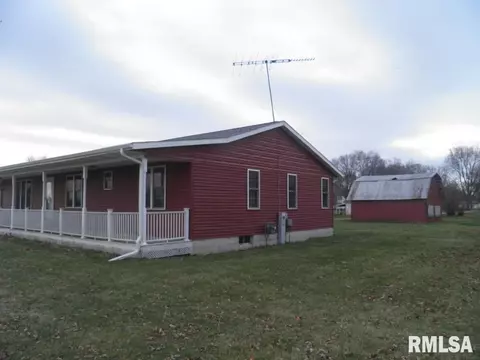 12751 Walnut St, Sterling, IL 61081 photo 2
