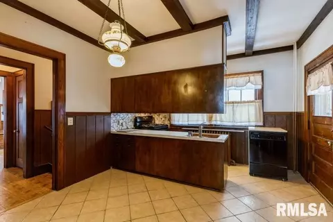 1711 15th St, Moline, IL 61265 photo 11
