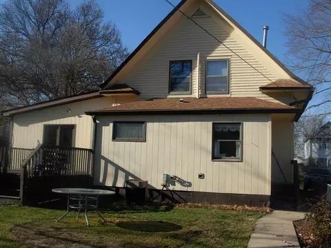 147 14th St, Silvis, IL 61282 photo 4