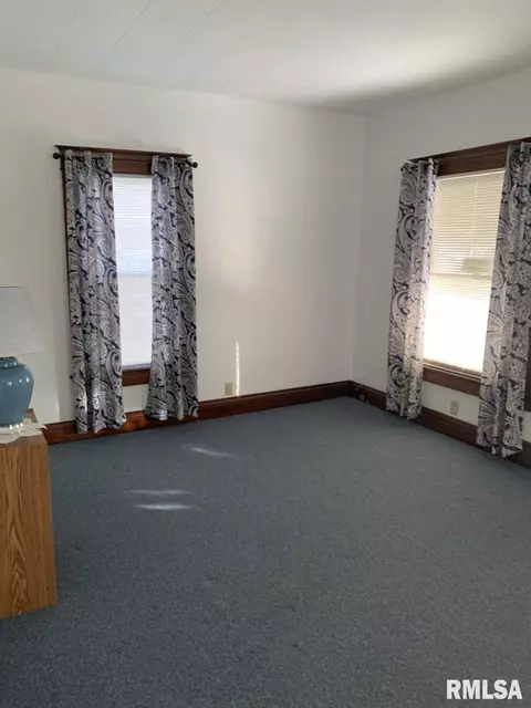 807 Beach St, Kewanee, IL 61443 photo 4