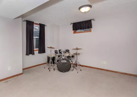 112 Golfview Dr, Eldridge, IA 52748 photo 35