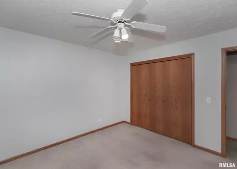 112 Golfview Dr, Eldridge, IA 52748 photo 30