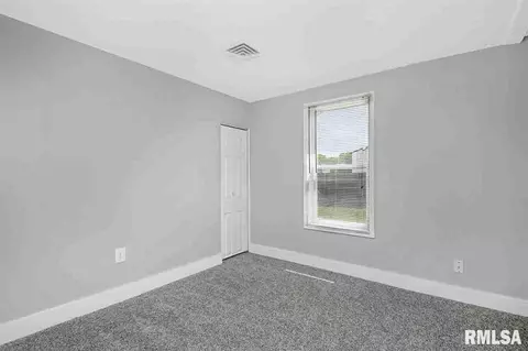 4110 22nd Ave, Moline, IL 61265 photo 10