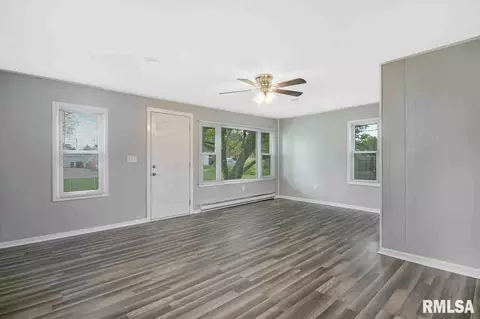 4110 22nd Ave, Moline, IL 61265 photo 3