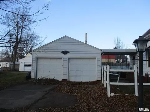 714 E 7th St, Kewanee, IL 61443 photo 1
